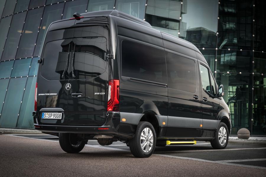  Mercedes-Benz Sprinter 319 CDI Tourer 2018 года  (WW) (фото 5 из 35)
